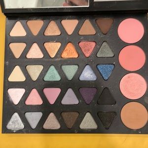 Smashbox - wondervision mega palette (used)